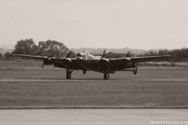 http://www.sacarr.co.uk/mymvs/events/2014/middleton_lanc/lanc67.jpg