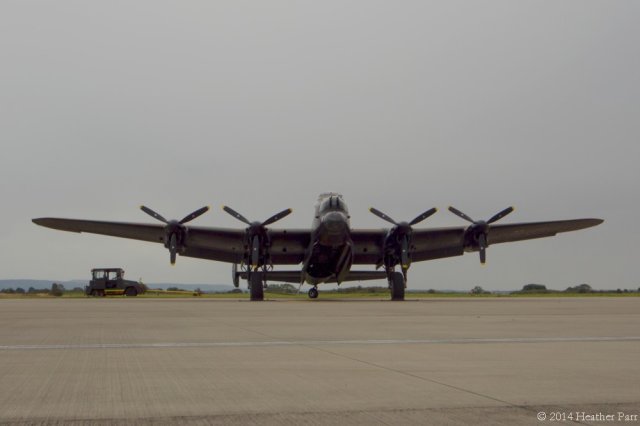 http://www.sacarr.co.uk/mymvs/events/2014/middleton_lanc/lanc88.jpg