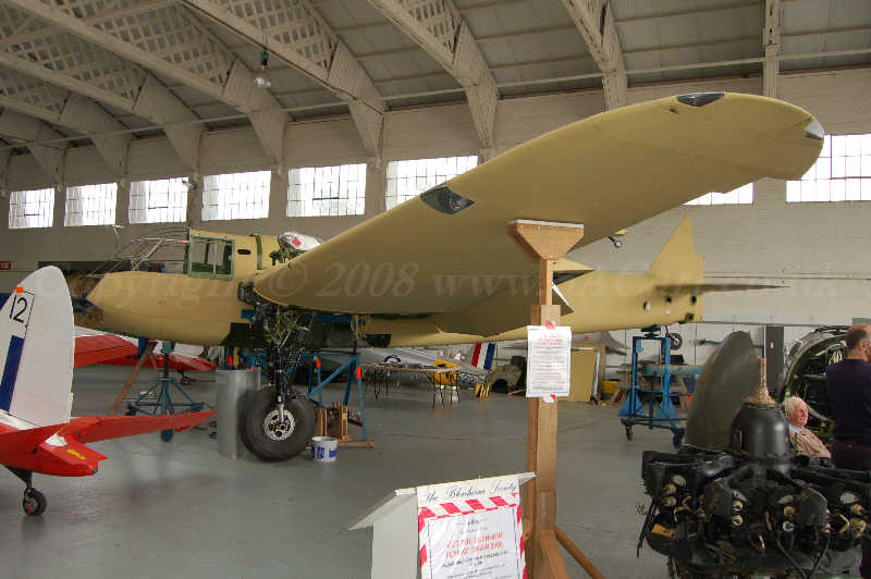http://www.sacarr.co.uk/warbirds/pics/blenheim5.jpg