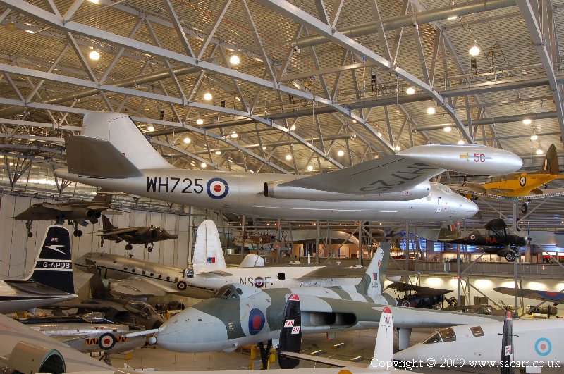 http://www.sacarr.co.uk/warbirds/pics/canberra9.jpg