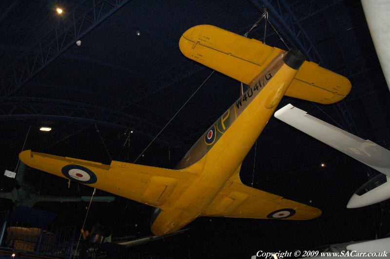 http://www.sacarr.co.uk/warbirds/pics/e28c.jpg