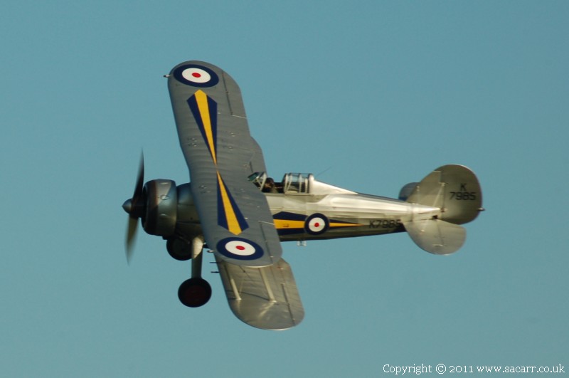 http://www.sacarr.co.uk/warbirds/pics/gladiator32.jpg