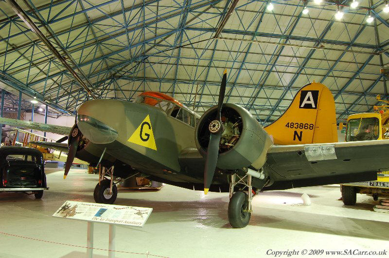 http://www.sacarr.co.uk/warbirds/pics/oxford1.jpg