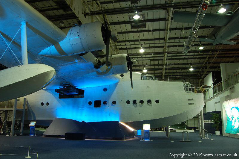http://www.sacarr.co.uk/warbirds/pics/sunderland7.jpg
