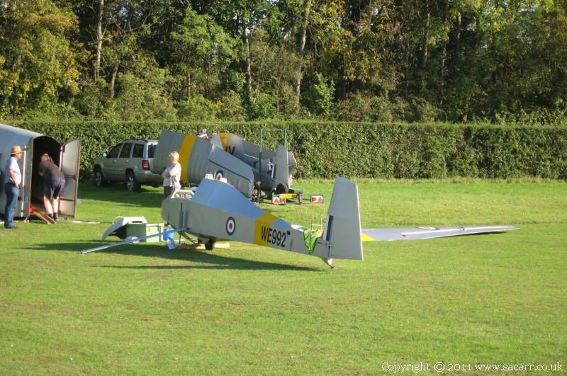 http://www.sacarr.co.uk/warbirds/pics/t31a.jpg