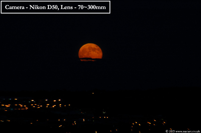 moon47.jpg (49839 bytes)