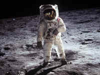 aldrin.jpg (106567 bytes)