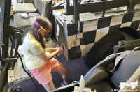 2021_paint_strip_05.jpg (115534 bytes)