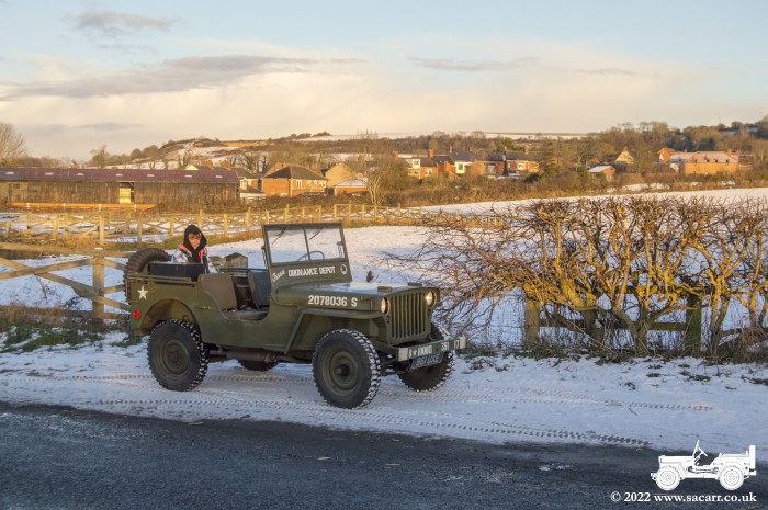 snow_jeep_04.jpg